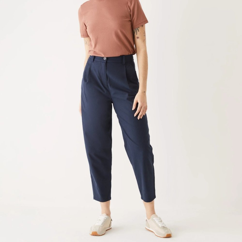 NWT Sz 30 Frank & Oak Denim The Amelia Cottonized Hemp Balloon Fit Jean in Navy